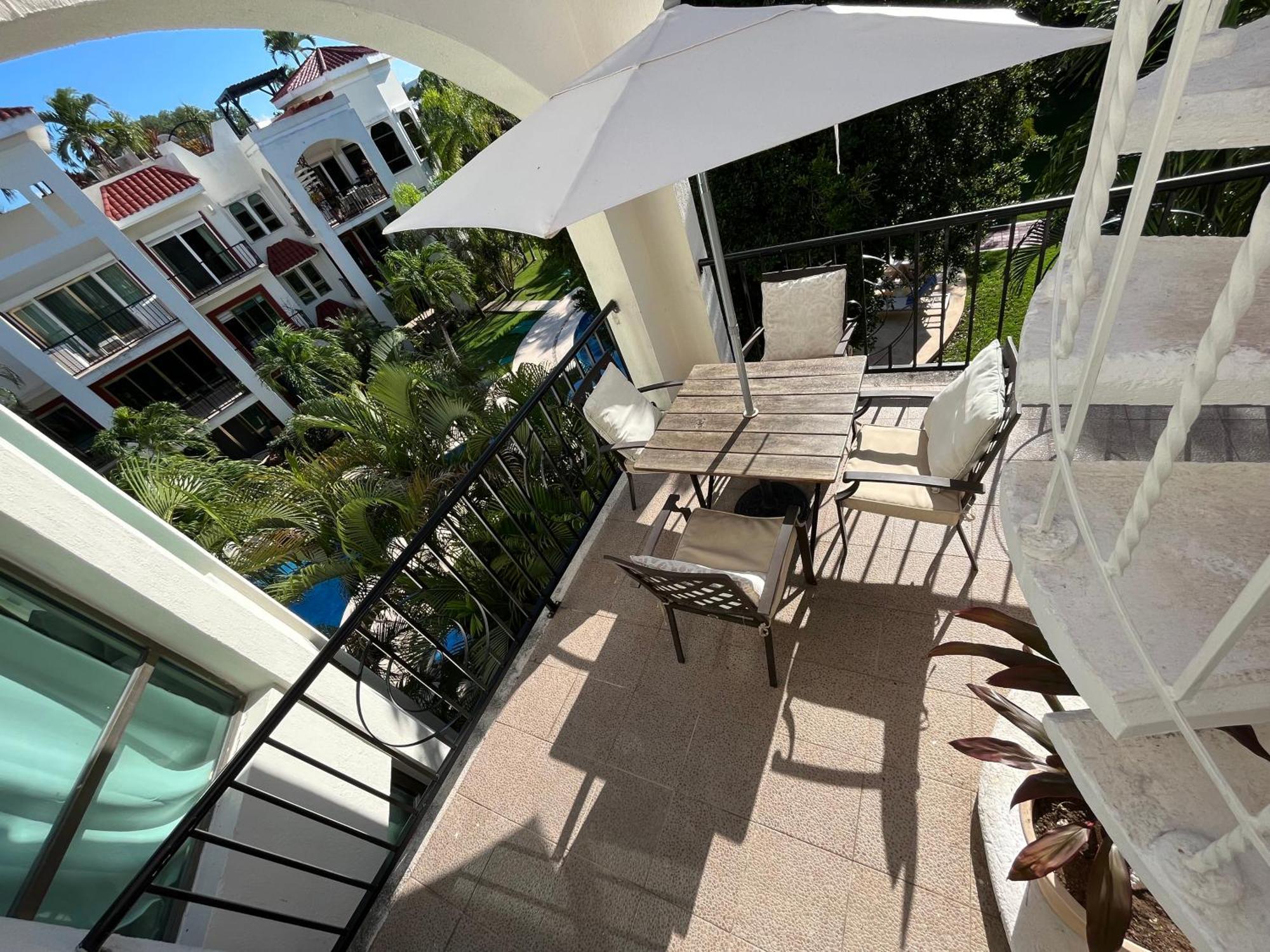 Paseo Luxury Suites Плайя-дель-Кармен Екстер'єр фото